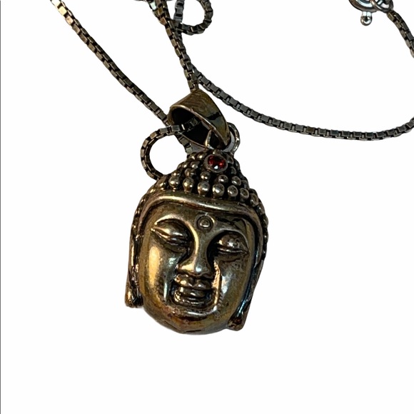 Sterling silver Budda head pendant necklace garnet - Picture 3 of 5